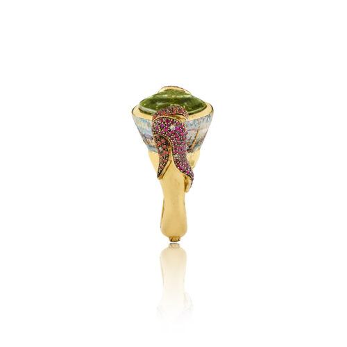 Vesuvio Ring side view